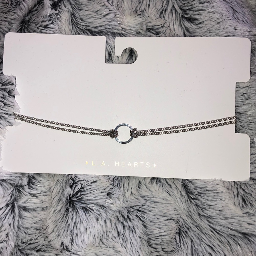 Choker necklace